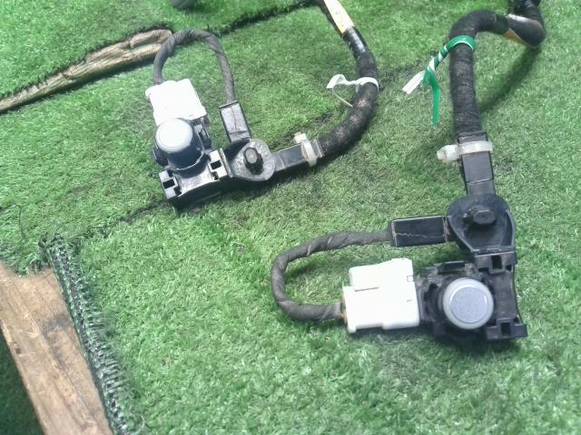 【中古】タント DBA-LA600S リアバンパー ソナー 89341-B2020-B0 自社品番250524 S28