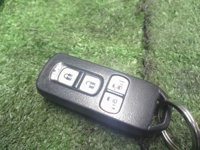 【中古】Ｎ－ＢＯＸ DBA-JF2 キーレスリモコン スマートキー 72147-TY0-J02 自社品番250526 NH850