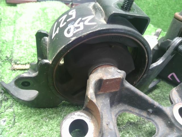 【中古】ムーヴコンテ DBA-L585S エンジンマウント 12306-B2031 自社品番250527 B69