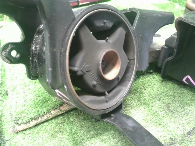 【中古】ムーヴコンテ DBA-L585S エンジンマウント 12306-B2031 自社品番250527 B69