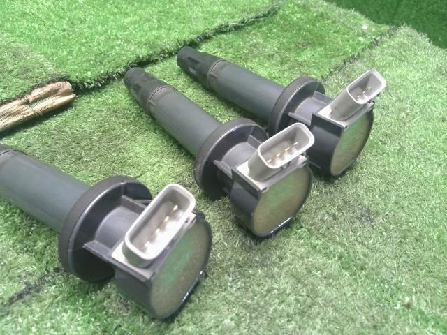 【中古】ムーヴコンテ DBA-L585S イグニッション ダイレクトコイル 19500-B2040 自社品番250527 B69