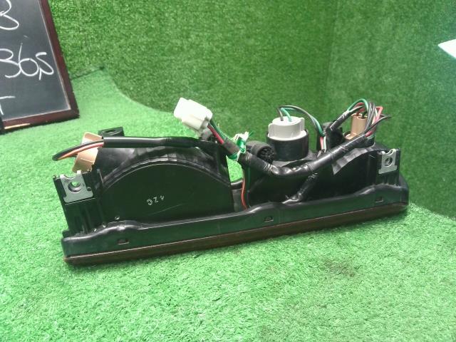 【中古】アルト DBA-HA36S 右テールランプ 35650-74P00 自社品番250528 Z7T