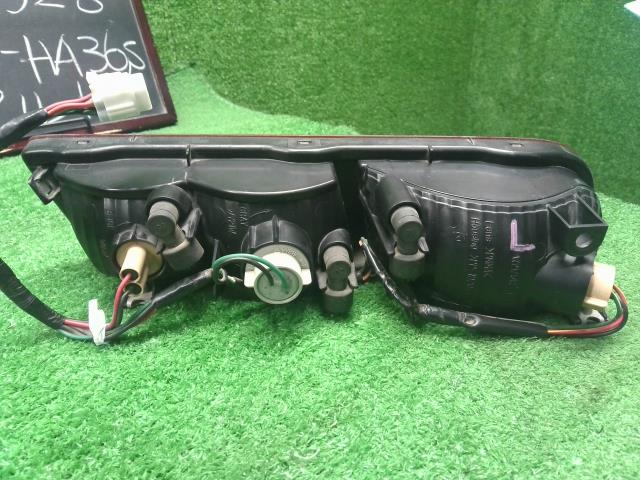 【中古】アルト DBA-HA36S 左テールランプ 35670-74P00  自社品番250528 Z7T