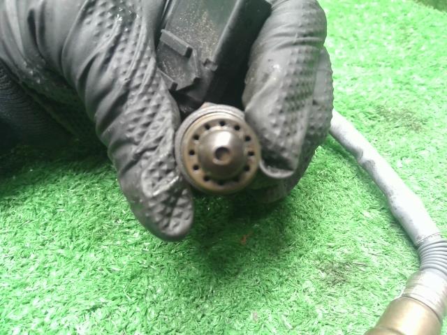 【中古】アウディ A4 DBA-8KCDN オーツーセンサー  自社品番250541