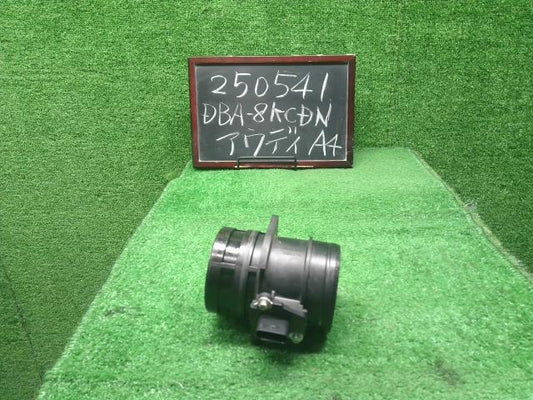 【中古】アウディ A4 DBA-8KCDN エアフロメーター  自社品番250541