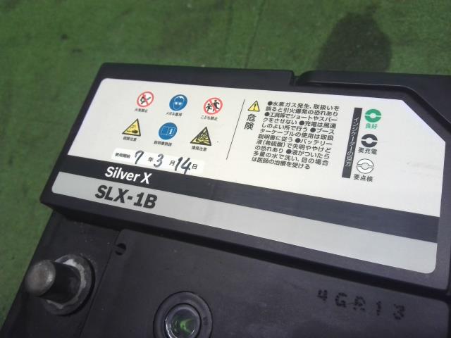 【中古】アウディ A4 DBA-8KCDN バッテリー  自社品番250541