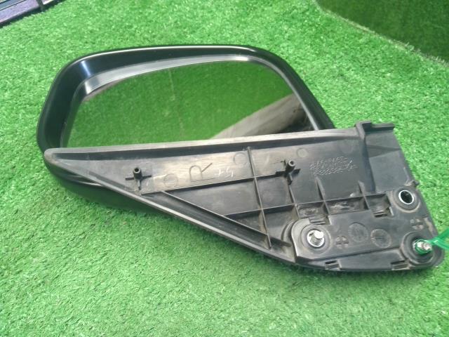 【中古】ミニキャブ GBD-U62T 右サイドミラー　ドアミラー  自社品番250543 W37