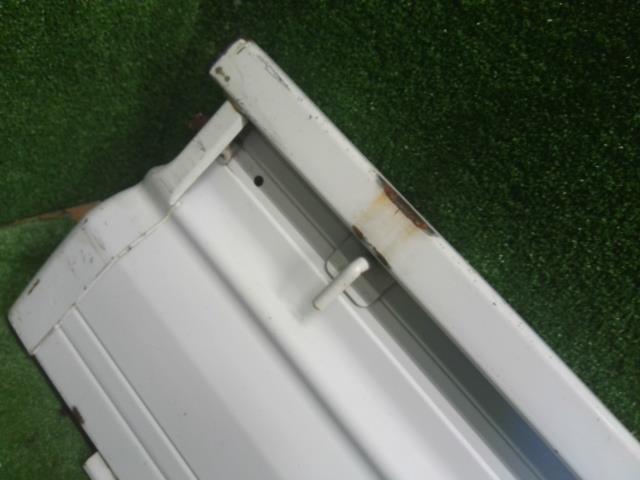 【中古】ミニキャブ GBD-U62T 右アオリ サイドパネル MR990094 自社品番250543 W37