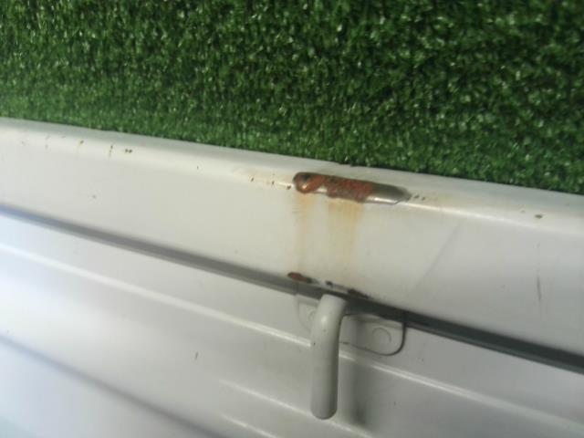 【中古】ミニキャブ GBD-U62T 左アオリ サイドパネル MR990093 自社品番250543 W37