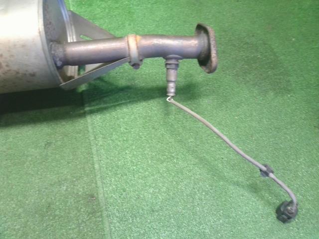 【中古】ミニキャブ GBD-U62T リアマフラー 1571A885 自社品番250543 W37