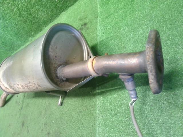 【中古】ミニキャブ GBD-U62T リアマフラー 1571A885 自社品番250543 W37