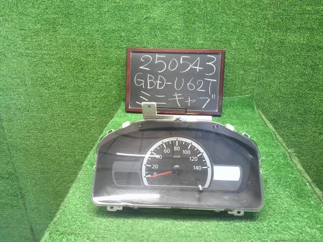 【中古】ミニキャブ GBD-U62T スピードメーター 8100B926 自社品番250543 W37