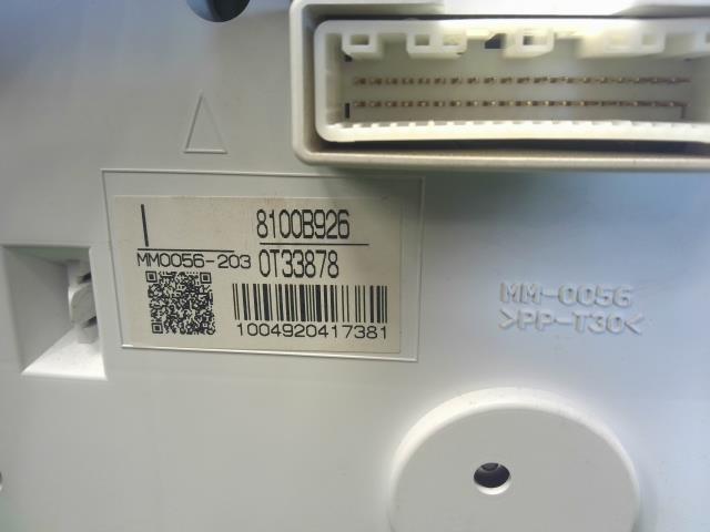 【中古】ミニキャブ GBD-U62T スピードメーター 8100B926 自社品番250543 W37