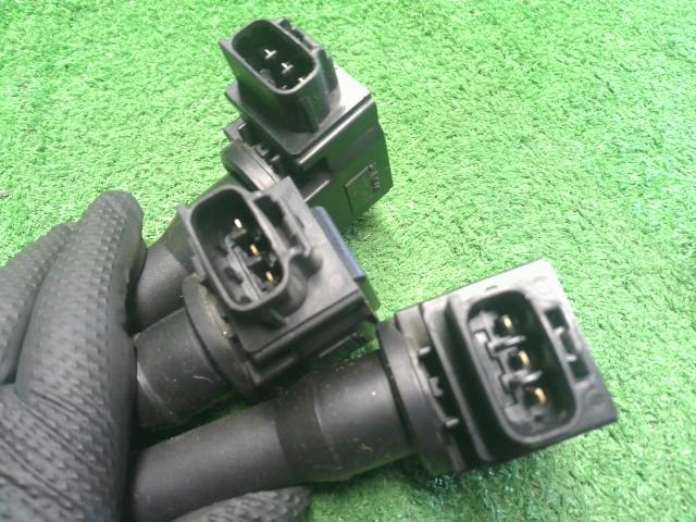 【中古】ミニキャブ GBD-U62T イグニッション ダイレクト コイル 1832A059 自社品番250543 W37