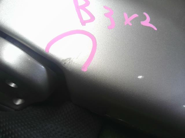 【中古アルト LA-HA23S 左ドアミラー　サイドミラー　助手席側 84702-84G50-ZA4 自社品番250547 ZA4