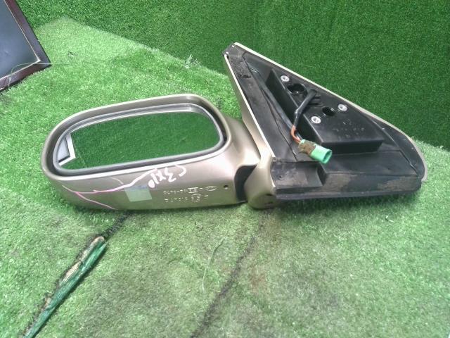 【中古アルト LA-HA23S 左ドアミラー　サイドミラー　助手席側 84702-84G50-ZA4 自社品番250547 ZA4