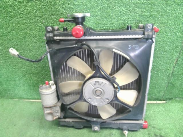 【中古】アルト LA-HA23S ラジエーター 電動ファン 17700-83G00 自社品番250547 ZA4