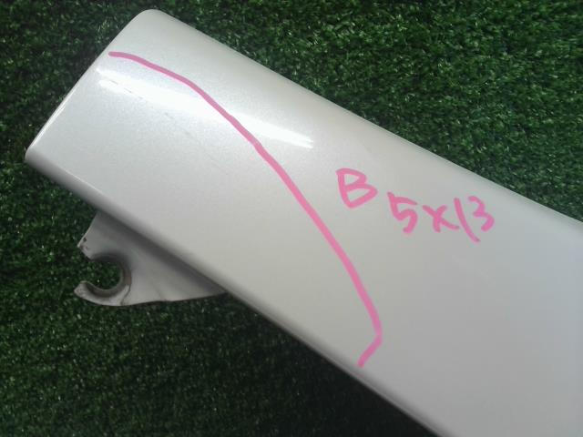 【中古】プリウス DAA-ZVW30 右フロントフェンダー　運転席側 53801-47050 自社品番250554 070