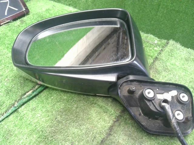【中古】プリウス DAA-ZVW30 左ドアミラー　サイドミラー　助手席側 87910-47140 自社品番250554 070