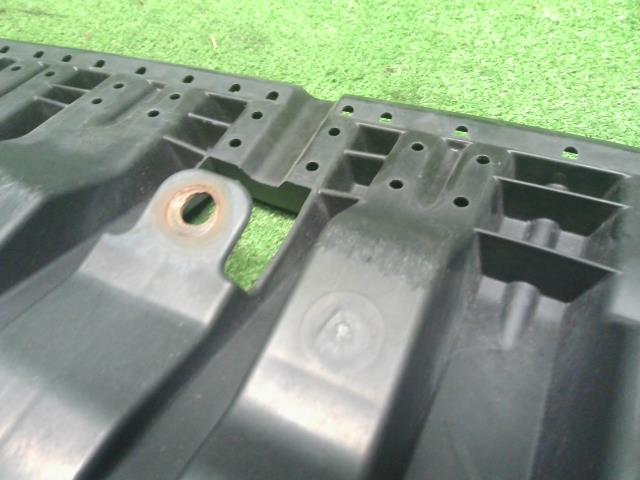 【中古】プリウス DAA-ZVW30 エンジンアンダーカバー 51410-12101 自社品番250554 070