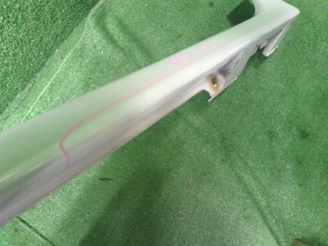 【中古】タント DBA-L375S 左サイドステップ スポイラー　サイドシル　助手席側 75854-B2090-A0 自社品番250555