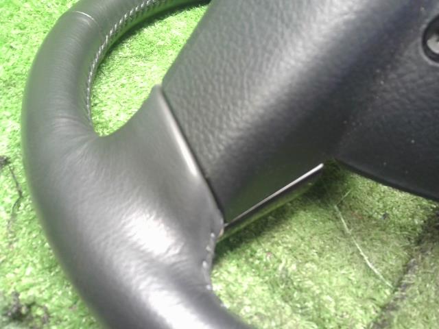 【中古】タント DBA-L375S ステアリングホイール ハンドル 45102-B2160-B0 自社品番250555 W24