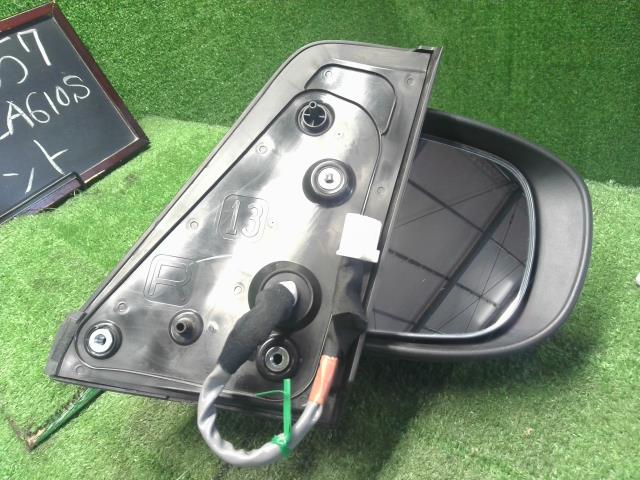 【中古】タント DBA-LA610S 右ドアミラー　サイドミラー　運転席側 87910-B2P60 自社品番250557 X07