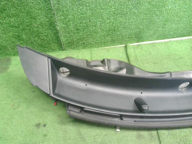 【中古】タント DBA-LA610S カウルトップパネル 55701-B2250 自社品番250563 R59