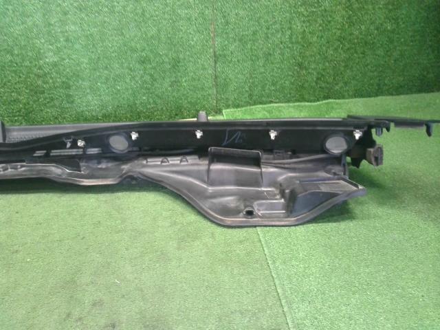 【中古】タント DBA-LA610S カウルトップパネル 55701-B2250 自社品番250563 R59