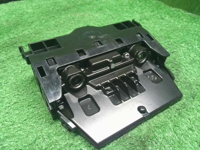 【中古】パッソ 5BA-M700A フロントガラス用 カメラ 86460-B1040 自社品番250564 R59