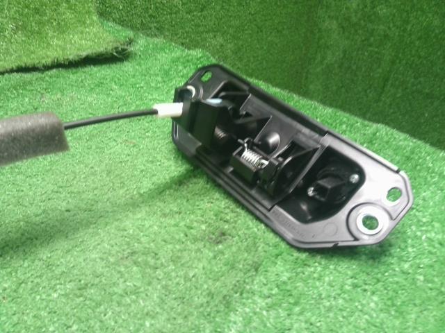 【中古】パッソ 5BA-M700A リアゲート バックドア アウターハンドル カメラ付 86795-B1040 自社品番250564 R59