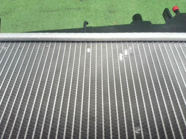 【中古】エブリィ HBD-DA17V ラジエータ　ファン　シュラウド　  自社品番250565 26U