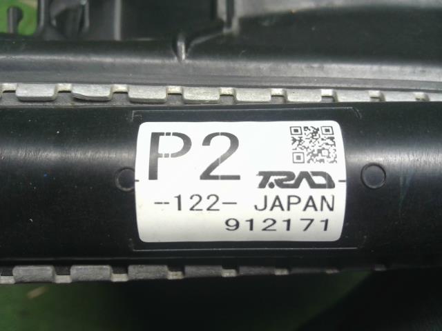 【中古】エブリィ HBD-DA17V ラジエータ　ファン　シュラウド　  自社品番250565 26U