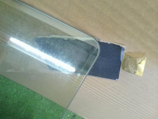 【中古】クロスビー DAA-MN71S 左フロントドアガラス 84502-76R10 自社品番250568 DWY