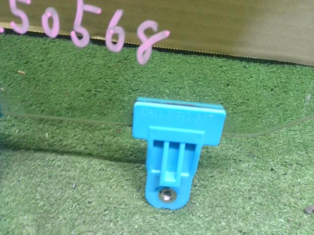 【中古】クロスビー DAA-MN71S 左フロントドアガラス 84502-76R10 自社品番250568 DWY