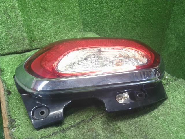 【中古】クロスビー DAA-MN71S 左テールランプ ライト 35670-76R60 自社品番250568 DWY