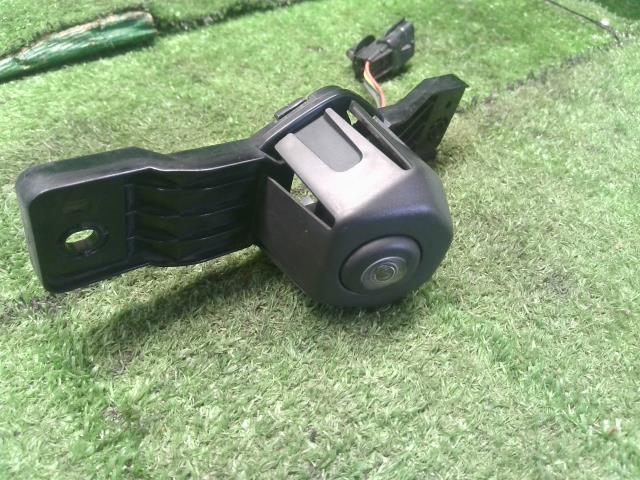 【中古】クロスビー DAA-MN71S フロントカメラ グリル用  自社品番250568 DWY