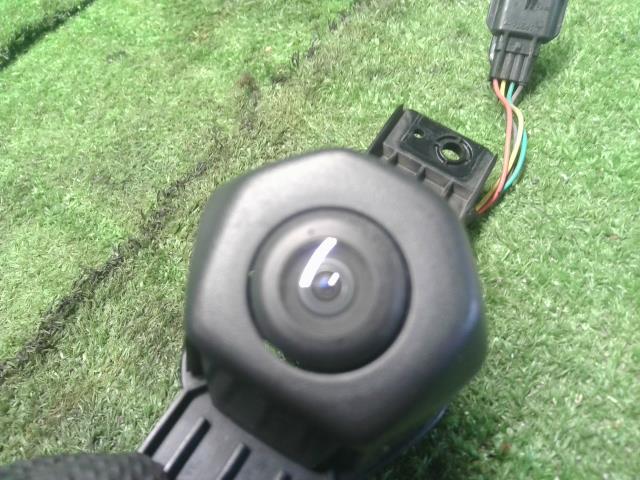 【中古】クロスビー DAA-MN71S フロントカメラ グリル用  自社品番250568 DWY