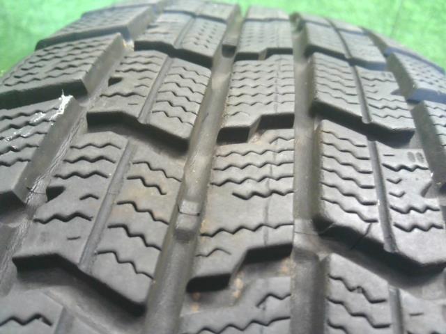 【中古】16インチ 冬 スタッドレスタイヤ 1本 175/60R16 グッドイヤー 24年製   自社品番250568