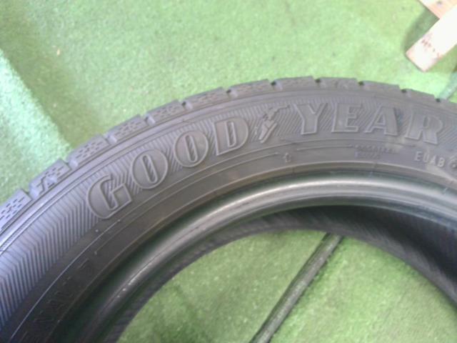 【中古】16インチ 冬 スタッドレスタイヤ 1本 175/60R16 グッドイヤー 24年製   自社品番250568