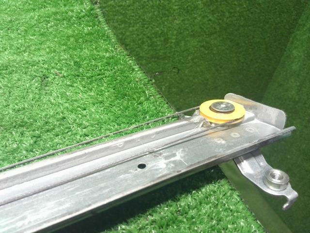 【中古】ハスラー DAA-MR41S 左フロント ドアレギュレーターモーター 83402-65P01 自社品番250570 B3W