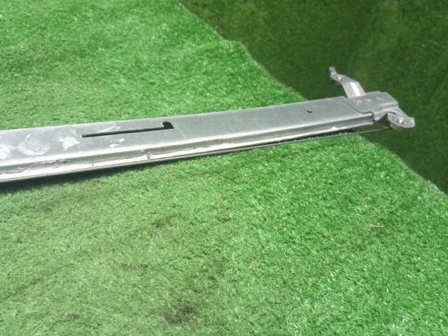 【中古】ハスラー DAA-MR41S 左フロント ドアレギュレーターモーター 83402-65P01 自社品番250570 B3W