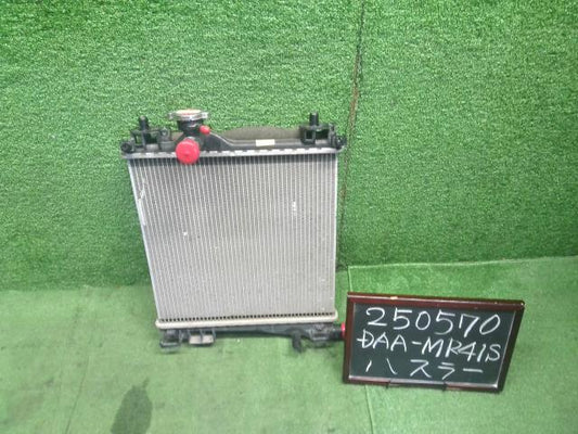 【中古】ハスラー DAA-MR41S ラジエーター 17700-65P30 自社品番250570 B3W