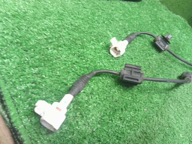 【中古】ハスラー DAA-MR41S 左右リアＡＢＳセンサー 56310-82K11 自社品番250570 B3W