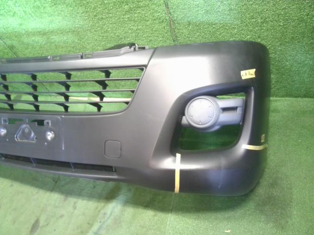 【中古】NV350キャラバン LDF-CW8E26 フロントバンパー 62022-3XA0H 自社品番250571 QM1