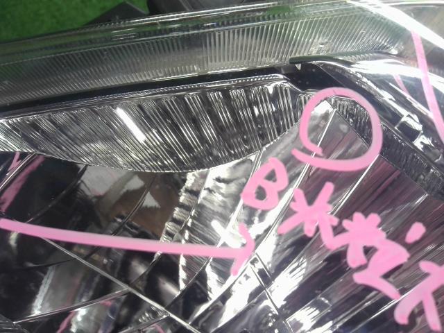 【中古】NV350キャラバン LDF-CW8E26 左ヘッドランプ ライト 26060-3XA1C 自社品番250571 QM1