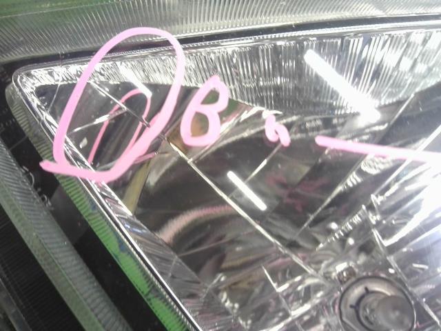 【中古】NV350キャラバン LDF-CW8E26 左ヘッドランプ ライト 26060-3XA1C 自社品番250571 QM1