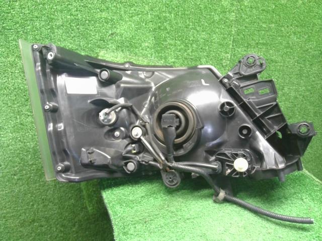 【中古】NV350キャラバン LDF-CW8E26 左ヘッドランプ ライト 26060-3XA1C 自社品番250571 QM1