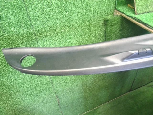 【中古】NV350キャラバン LDF-CW8E26 カウルトップパネル 66862-3XA1A 自社品番250571 QM1