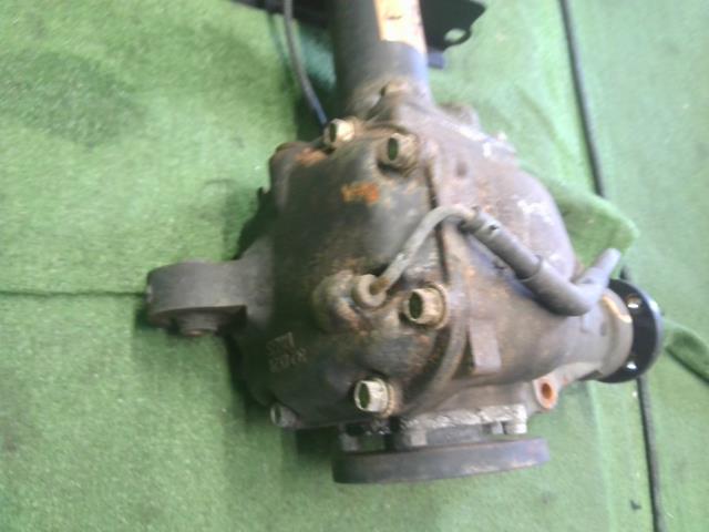 【中古】NV350キャラバン LDF-CW8E26 フロントリジットデフ 38500-3XA4A 自社品番250571 QM1